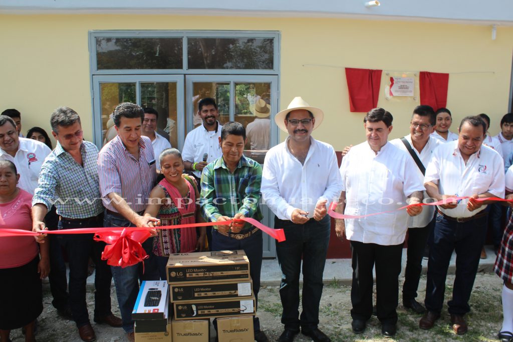 Inauguran centro de cómputo  en Horcón  Potrero – Impacto Huasteco