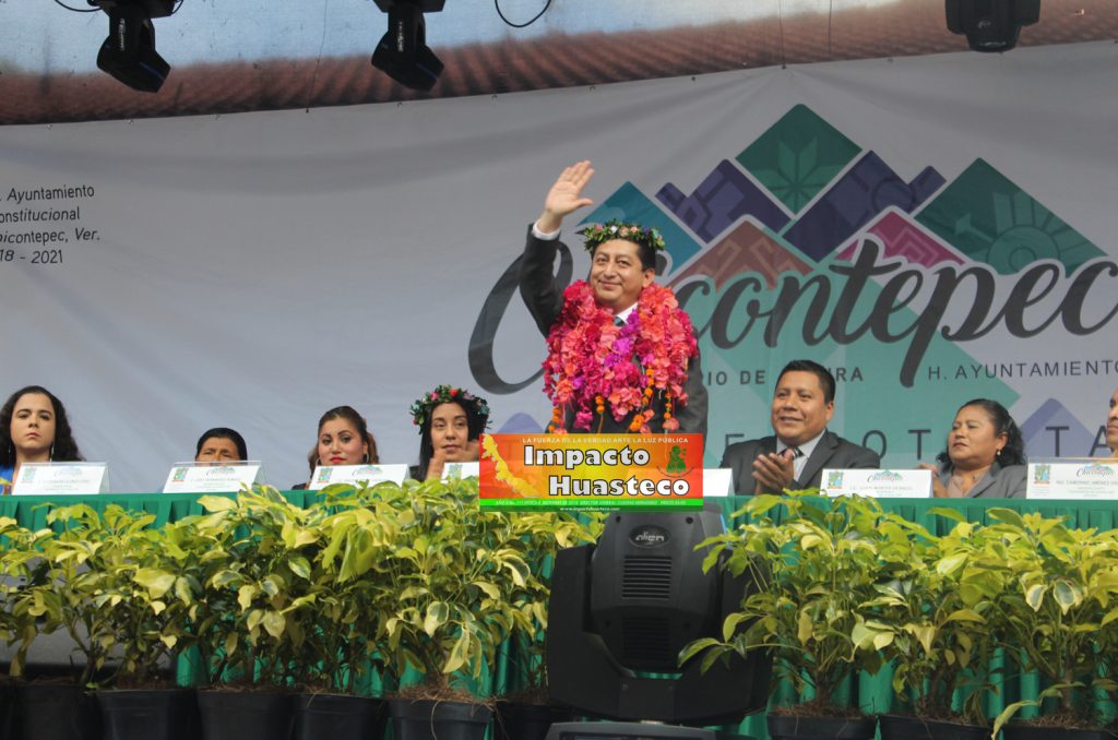 Pedro Adrián Martínez Estrada toma protesta como alcalde de Chicontepec