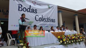 Celebran bodas colectivas en Chicontepec