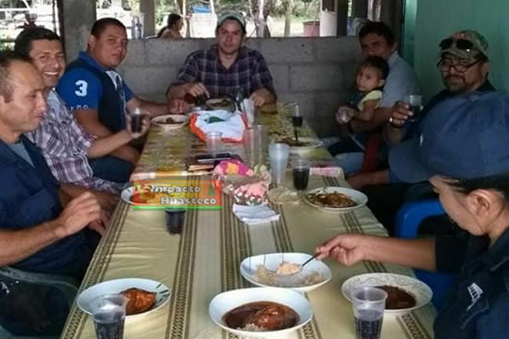 Supervisa ayuntamiento de Chalma obras en la  localidad  de Chamizal y La Laja