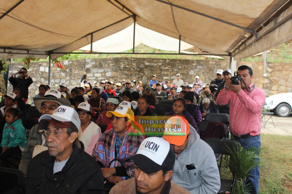 Prácticamente colapsado el campo mexicano por el olvido en que lo mantienen los gobiernos federales y estatales