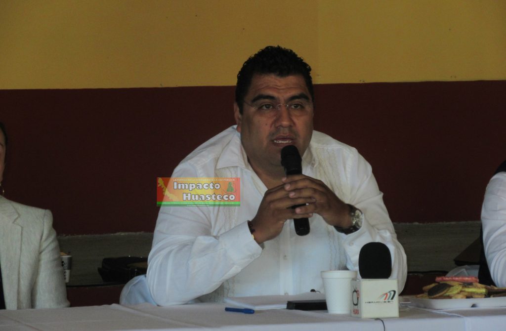Fernando García Castillo hace entrega de su 4º informe anual de gobierno en Huayacocotla