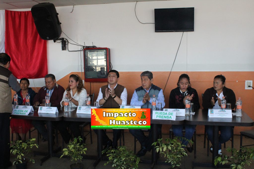 Alcalde  de Chicontepec festeja a reconocidos periodistas  de la zona norte 