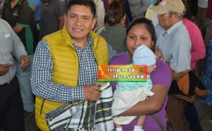 Entregan cobijas a familias más desprotegidas en Ixcatepec