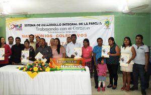 Celebran bodas colectivas en Ixcatepec