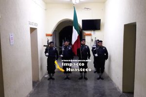 Miles de ixcatepequenses vibraron con David Guzmán a la voz de “Viva México”